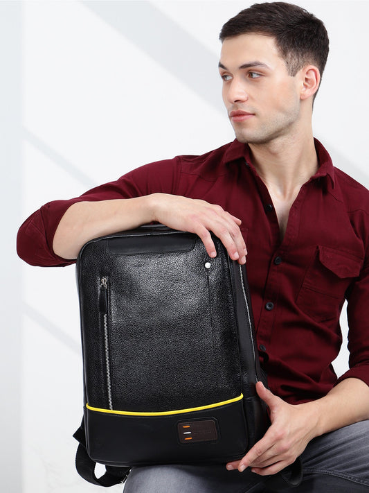 AGUSTO : The Backpack Black