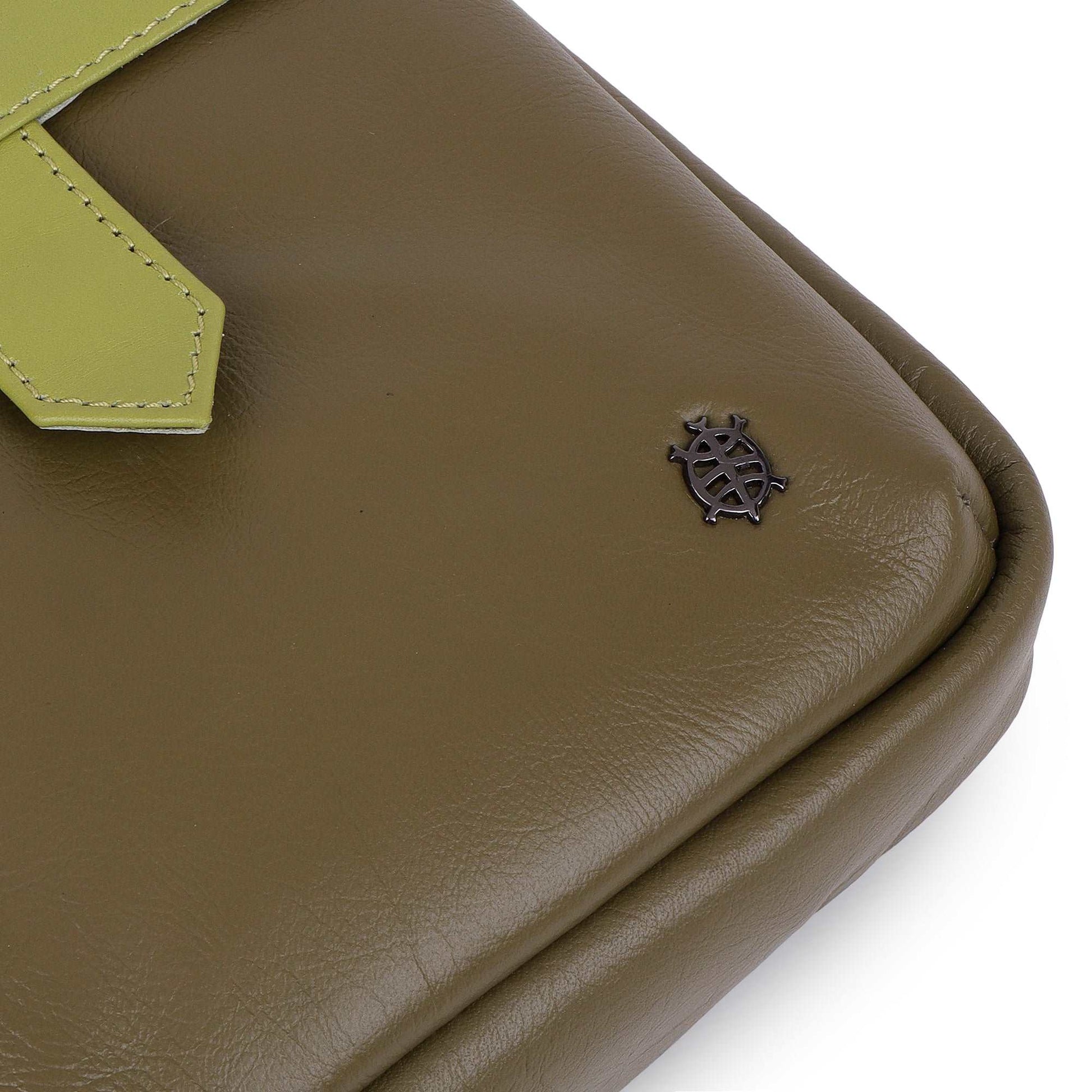 BANDOLERA : Phone Bag - Tortoise  