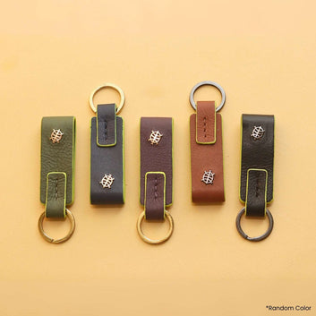 Free Gift Combo Of Leather shiner & Keychain